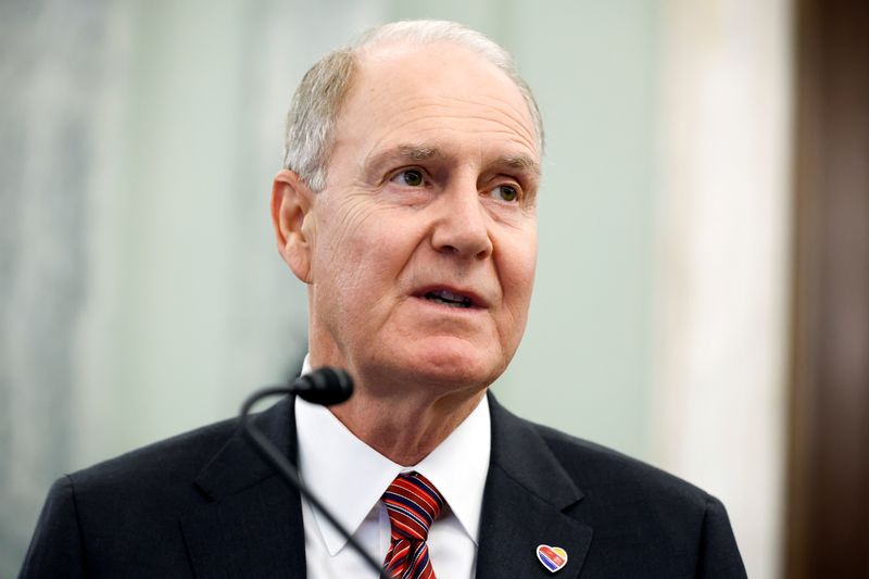 © Reuters. FILE PHOTO: Southwest Airlines CEO Gary Kelly testifies during a Senate Commerce, Science, and Transportation oversight hearing on Capitol Hill in Washington, D.C., U.S., December 15, 2021. Chip Somodevilla/Pool via REUTERS/File Photo