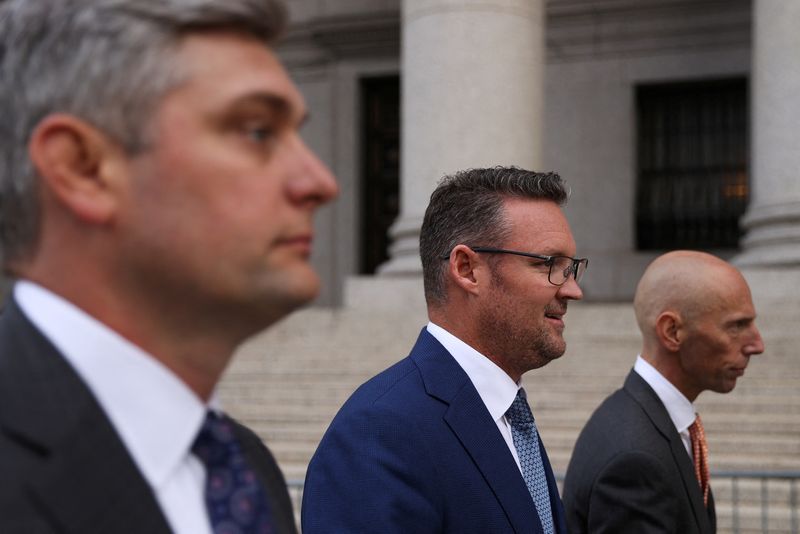 © Reuters. FILE PHOTO: Nikola Corp. founder and former CEO Trevor Milton leaves the United States Thurgood Marshall Courthouse in New York, U.S., September 12, 2022. REUTERS/Amr Alfiky/File Photo