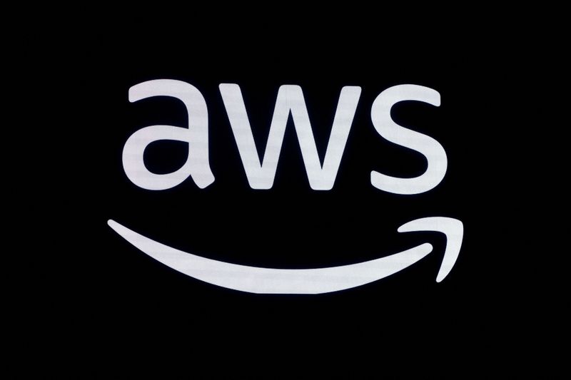 Amazon to invest $10 billion in UK data centres