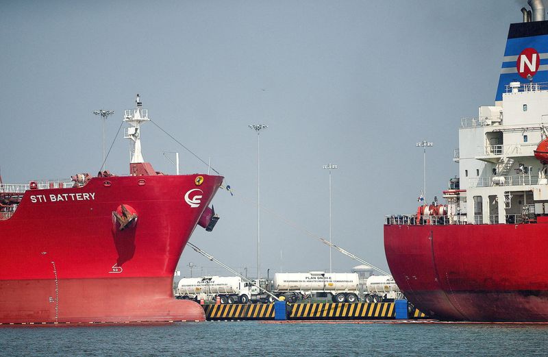 &copy; Reuters. FILE PHOTO: Tanker trucks are seen among oil tankers docked at the port of Tuxpan, in Veracruz state, Mexico April 22, 2020. REUTERS/Oscar Martinez/File Photo