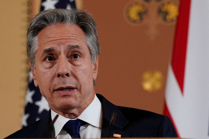 &copy; Reuters. FILE PHOTO: Secretary of State Antony Blinken speaks during a joint press conference with Britain's Foreign Secretary David Lammy in the Locarno room at the Foreign, Commonwealth and Development Office (FCDO) in London, Britain, September 10, 2024.  Alber