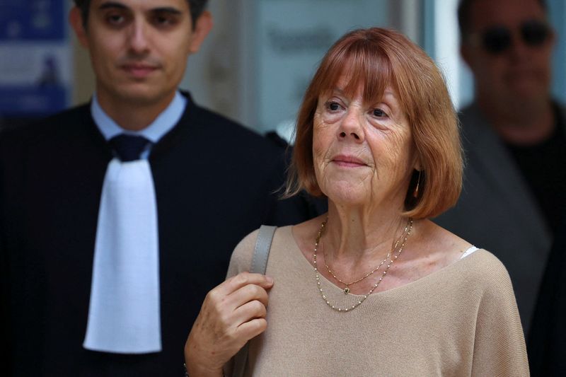 &copy; Reuters. Gisele Pelicot who has allegedly been drugged and raped by men solicited by her husband Dominique Pelicot, at the courthouse in Avignon, France, September 11, 2024. REUTERS/Manon Cruz