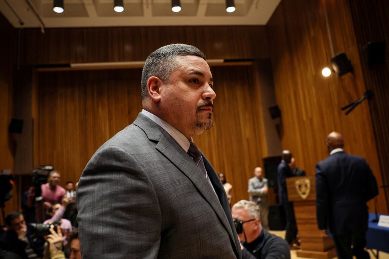 © Reuters. New York City Police Commissioner Edward Caban attends a news conference at 1 Police Plaza in New York City, U.S., April 3, 2024. REUTERS/Brendan McDermid/File Photo