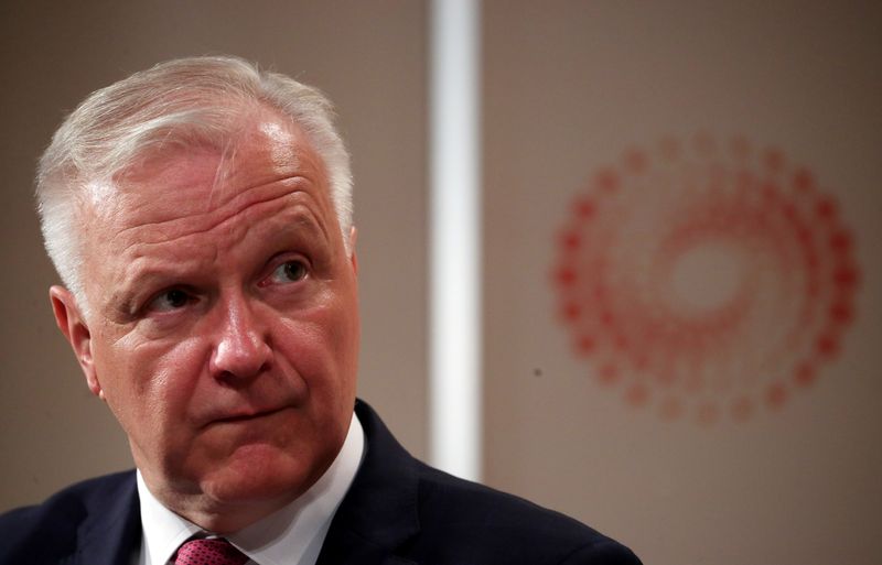 © Reuters. Il governatore della Banca di Finlandia Olli Rehn partecipa a un evento Reuters Newsmaker a Londra, Regno Unito. 29 maggio 2019. REUTERS/Hannah McKay