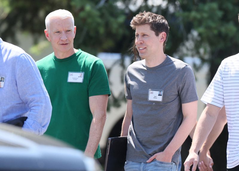 © Reuters. Anderson Cooper and Sam Altman, Sun Valley, Idaho, July 11, 2024. REUTERS/Brendan McDermid