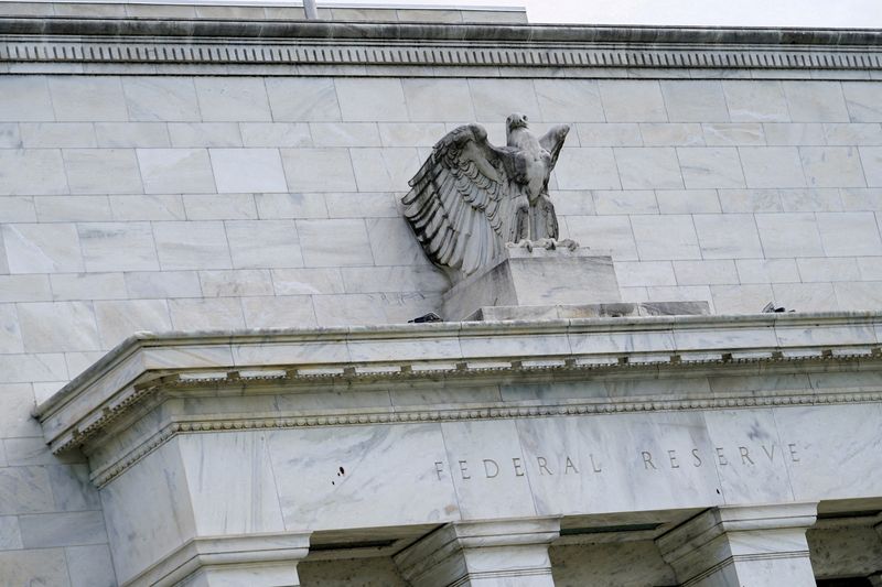 © Reuters. FILE PHOTO: The exterior of the Marriner S. Eccles Federal Reserve Board building is seen in Washington, DC, U.S., June 14, 2022. REUTERS/Sarah Silbiger/File Photo