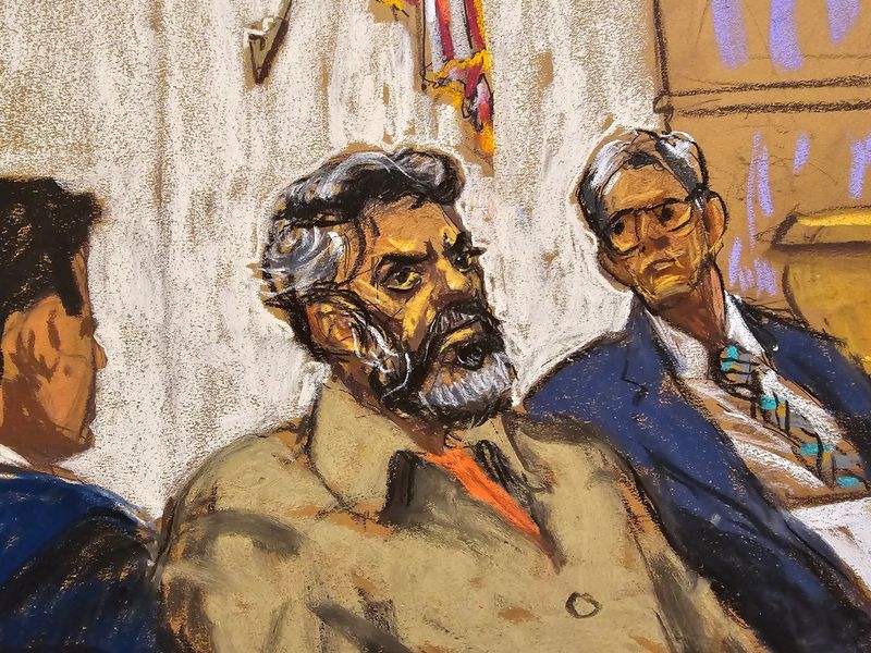 © Reuters. Asif Merchant, a Pakistani man with alleged ties to Iran, appears on charges in connection with a foiled plot to assassinate a U.S. politician or government officials, in a courtroom in New York, U.S., September 16, 2024 in this courtroom sketch. REUTERS/Jane Rosenberg