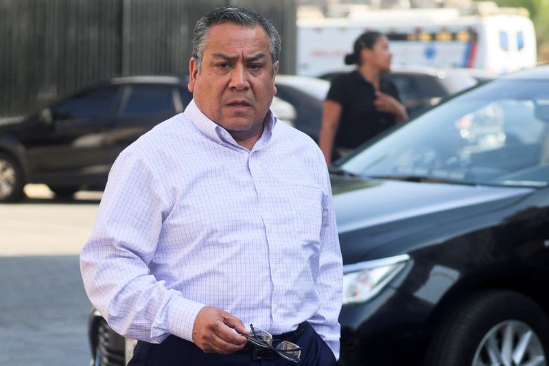 &copy; Reuters. FILE PHOTO: Peru's Prime Minister Gustavo Adrianzen is shown in Lima, Peru March 30, 2024. REUTERS/Sebastian Castaneda/File Photo