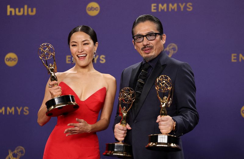 &copy; Reuters. FILE PHOTO: Anna Sawai, winner the Outstanding Lead Actress in a Drama Series award and Hiroyuki Sanada, Outstanding Lead Actor in a Drama Series for "Shogun", which was awarded with the Emmy for Outstanding Drama Series, pose  at the 76th Primetime Emmy 