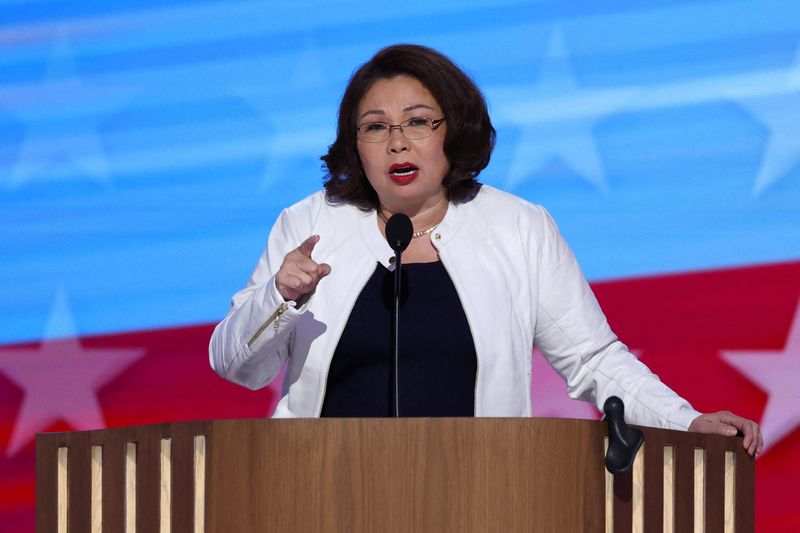 &copy; Reuters. FILE PHOTO: U.S. Senator Tammy Duckworth (D-IL) speaks during Day 2 of the Democratic National Convention (DNC) in Chicago, Illinois, U.S., August 20, 2024. REUTERS/Mike Segar/File Photo