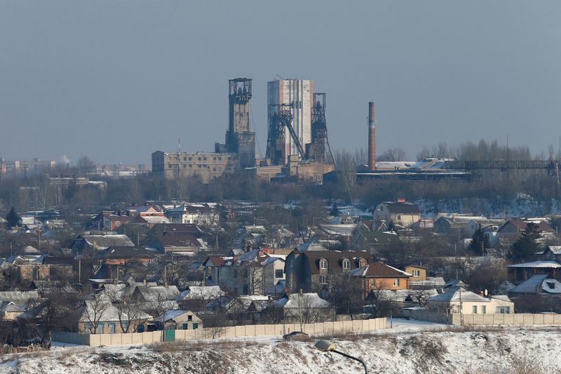 &copy; Reuters. A general view shows the Russian-controlled city of Donetsk, Ukraine, January 27, 2022. REUTERS/Alexander Ermochenko/File Photo