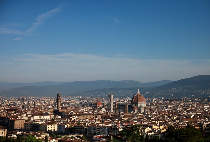 &copy; Reuters. FILE PHOTO: A panoramic view of the city of Florence in the Tuscany region, Italy, April 15, 2024. REUTERS/Yara Nardi/File Photo