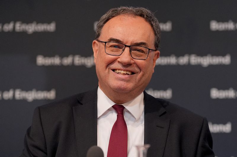 © Reuters. FILE PHOTO: Andrew Bailey, Governor of the Bank of England, attends the Bank of England Monetary Policy Report press conference at the Bank of England, London, Britain, May 9, 2024.  Yui Mok/Pool via REUTERS/File Photo