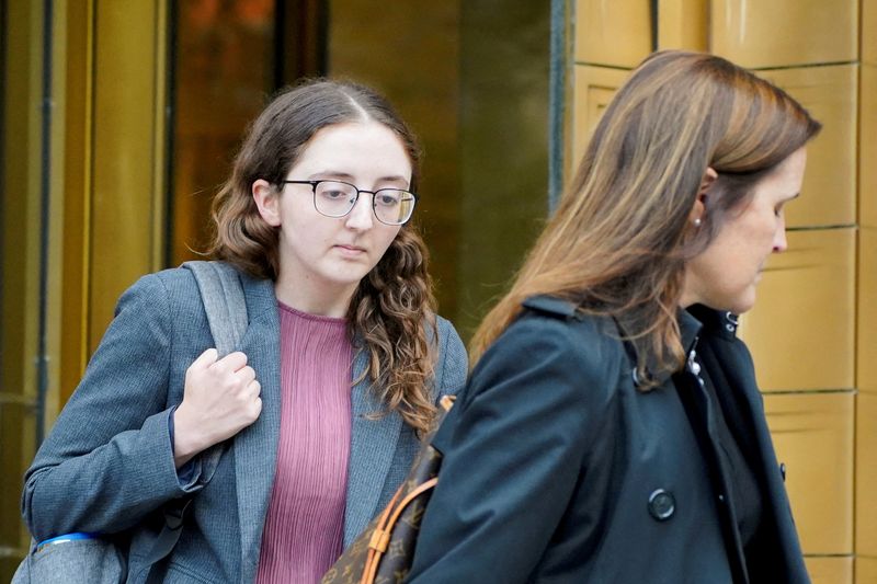 &copy; Reuters. Former crypto hedge fund Alameda Research CEO Caroline Ellison departs the trial of former FTX Chief Executive Sam Bankman-Fried who is facing fraud charges over the collapse of the bankrupt cryptocurrency exchange, at Federal Court in New York City, U.S.