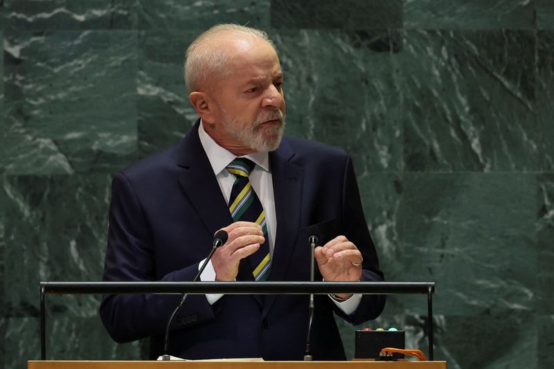 &copy; Reuters. Il presidente brasiliano Luiz Inacio Lula da Silva si rivolge alla 79ª Assemblea generale delle Nazioni Unite presso la sede dell'ONU a New York, negli Stati Uniti, il 24 settembre 2024.  REUTERS/Mike Segar