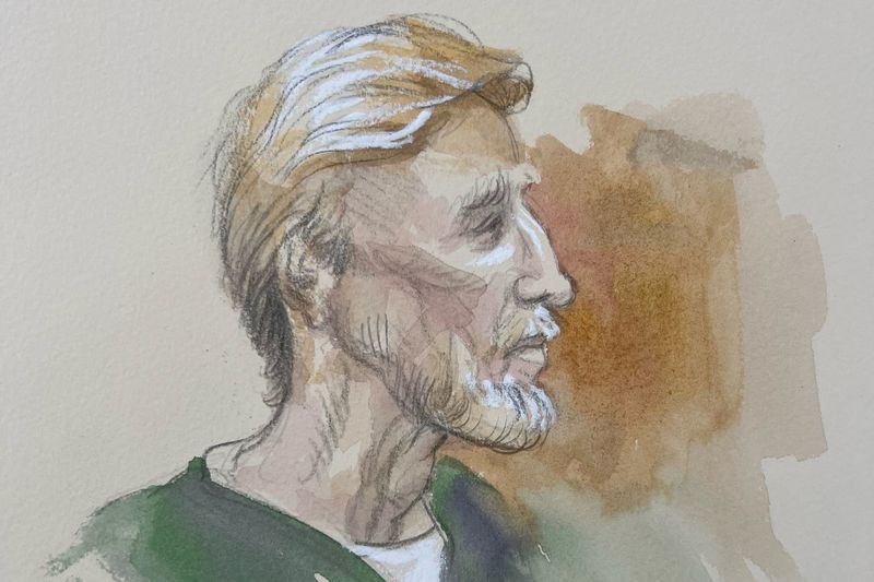 &copy; Reuters. FILE PHOTO: Ryan W. Routh, suspected of attempting to assassinate Republican presidential candidate and former U.S. President Donald Trump, appears in federal court in West Palm Beach, Florida, U.S. September 23, 2024 in a courtroom sketch. REUTERS/Lothar