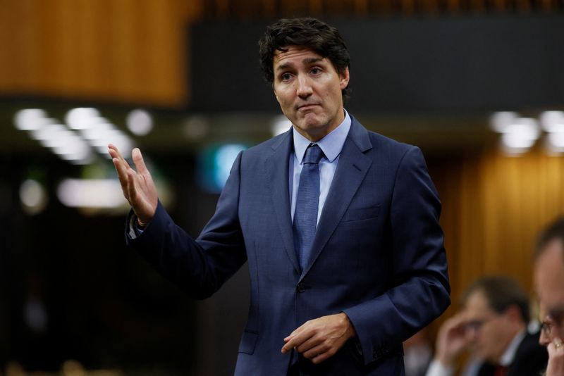 &copy; Reuters. Primeiro-ministro do Canadá, Justin Trudeau, em audiência na Câmara dos Comuns em Ottawa, Ontário, Canadán25/09/2024nREUTERS/Blair Gable