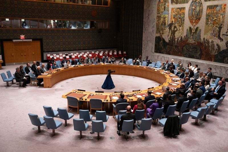 © Reuters. The United Nations Security Council meets on the escalation in fighting in Lebanon between Israel and Hezbollah during the United Nations General Assembly at U.N. headquarters in New York, U.S., September 25, 2024. REUTERS/David Dee Delgado