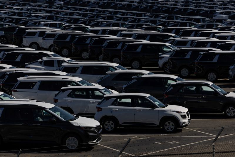 &copy; Reuters. FILE PHOTO: New vehicles are seen at a parking lot in the Port of Richmond, at the bay of San Francisco, California June 8, 2023. REUTERS/Carlos Barria/File Photo