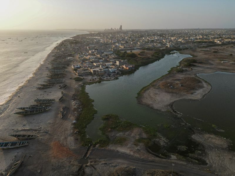 &copy; Reuters. FILE PHOTO: A drone view of Bargny, on the outskirts of Dakar, Senegal March 7, 2024. REUTERS/Zohra Bensemra/File photo