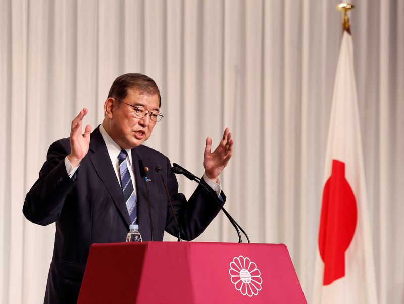 &copy; Reuters. Shigeru Ishiba, the newly elected leader of Japan's ruling party, the Liberal Democratic Party (LDP) holds a press conference after the LDP leadership election, in Tokyo, Japan September 27, 2024. REUTERS/Kim Kyung-Hoon/Pool