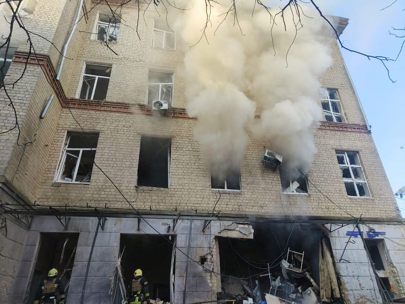 © Reuters. Sumy, Ukraine, September 28, 2024. State Emergency Service of Ukraine/Handout via REUTERS