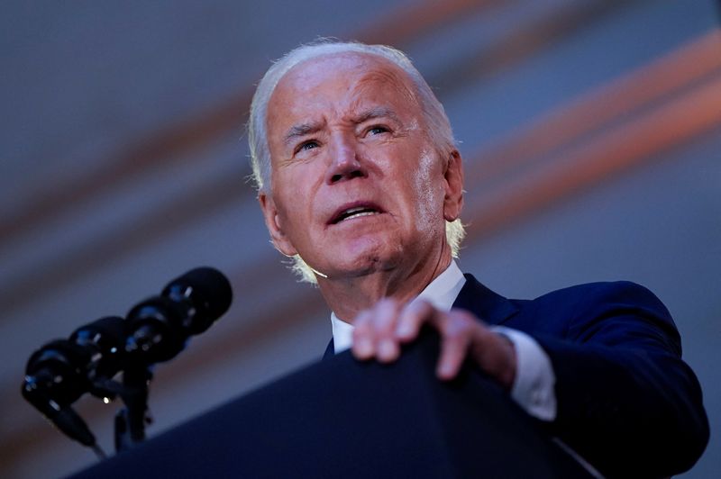 © Reuters. FILE PHOTO: U.S. President Joe Biden delivers remarks during a reception at the Metropolitan Museum of Art on the sidelines of the 79th session of the United National General Assembly (UNGA) in New York City, U.S., September 25, 2024. REUTERS/Elizabeth Frantz/File Photo