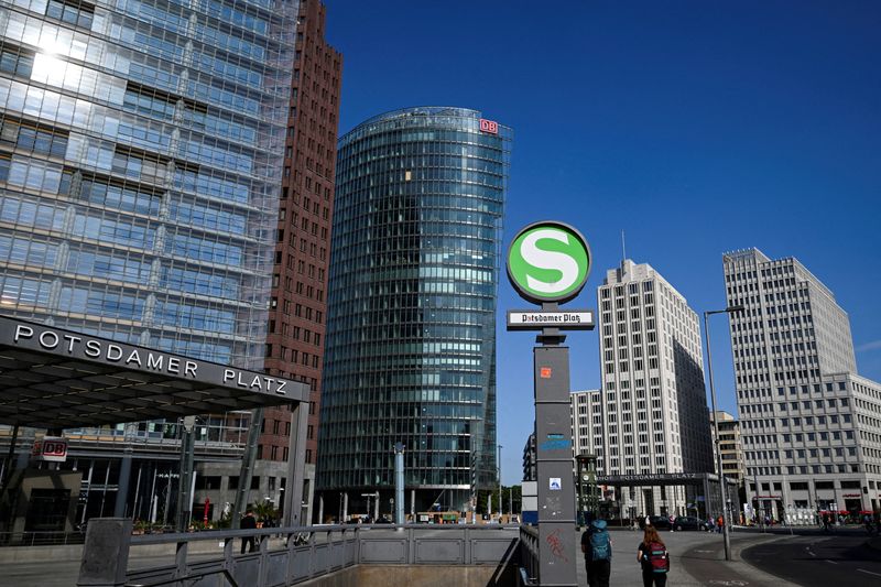 &copy; Reuters. FILE PHOTO: A general view shows the public square Potsdamer Platz, Berlin, Germany, May 20, 2024. REUTERS/Annegret Hilse/File Photo