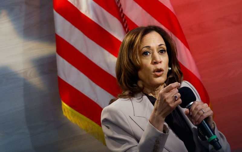 &copy; Reuters. Vice-presidente e candidata democrata à Presidência dos EUA, Kamala Harris, em evento na Philadelphian17/09/2024nREUTERS/Piroschka van de Wouw