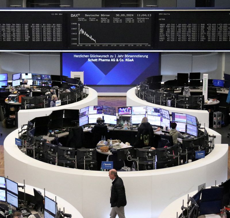 &copy; Reuters. FILE PHOTO: The German share price index DAX graph is pictured at the stock exchange in Frankfurt, Germany, September 30, 2024.  REUTERS/Staff/File Photo