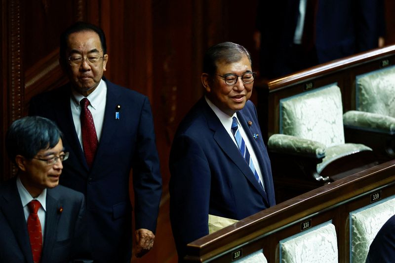 © Reuters. Shigeru Ishiba, the leader of Japan's ruling Liberal Democratic Party (LDP) and incoming prime minister, arrives at the Lower House of the Parliament in Tokyo, Japan October 1, 2024. REUTERS/Issei Kato