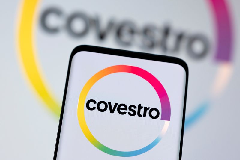 &copy; Reuters. Il logo Covestro in questa illustrazione del 3 maggio 2022. REUTERS/Dado Ruvic/Illustrazione/File Photo