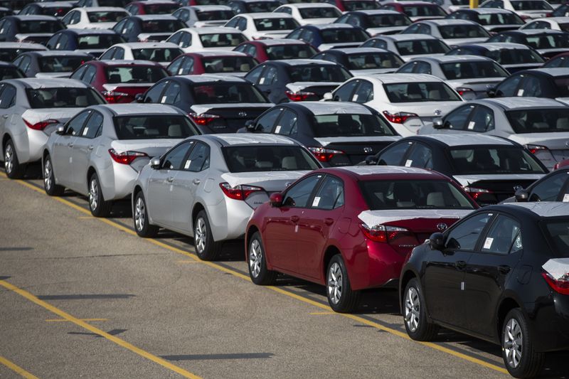 &copy; Reuters. New cars are seen at the Toyota plant in Cambridge, March 31, 2014. REUTERS/Mark Blinch/File Photo