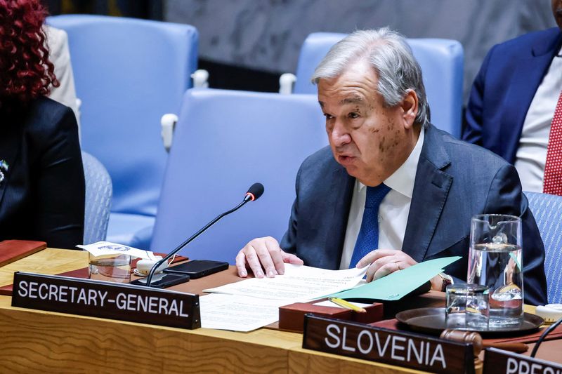 &copy; Reuters. Il segretario generale delle Nazioni Unite Antonio Guterres parla durante una riunione del Consiglio di sicurezza nel corso della 79ª Assemblea generale delle Nazioni Unite presso la sede dell'Onu a New York, Stati Uniti, il 27 settembre 2024.  REUTERS/E