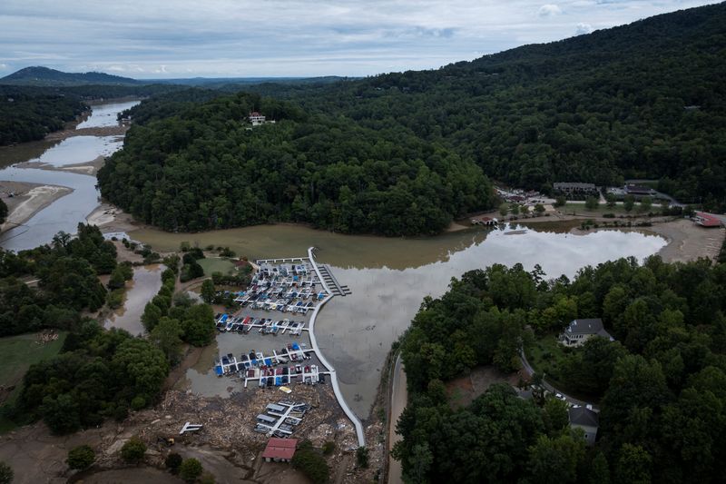 © Reuters. A drone view shows a damaged area following the passing of Hurricane Helene, in Lake Lure, North Carolina, U.S., October 1, 2024. REUTERS/Marco Bello