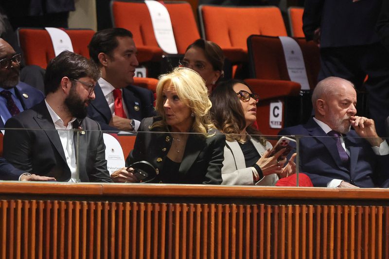 &copy; Reuters. Lula participa da posse da nova presidente do México, Claudia Sheinbaumn01/10/2024nREUTERS/Quetzalli Nicte-Ha