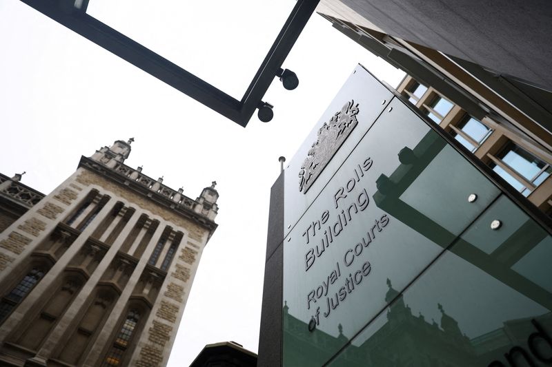 © Reuters. FILE PHOTO: A general view of the Rolls Building of the High Court in London, Britain, June 5, 2023. REUTERS/Hannah McKay/File Photo