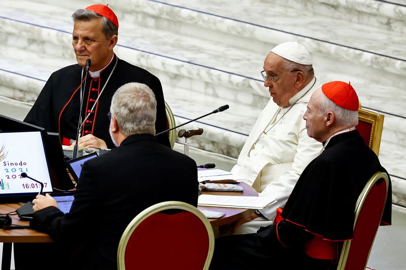 &copy; Reuters. Papa Francisco durante Sínodo dos Bispos, no Vaticanon02/10/2024nREUTERS/Yara Nardi