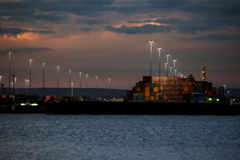 &copy; Reuters. FILE PHOTO: Shipping containers are stacked at the Port Authority of New York and New Jersey in, Newark, New Jersey, U.S., September 30, 2024. REUTERS/Caitlin Ochs/File Photo