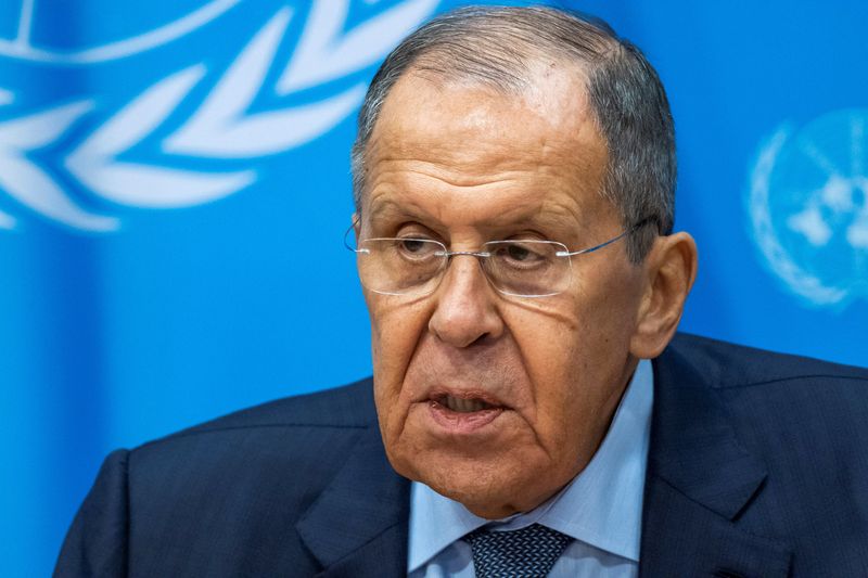 &copy; Reuters. Russian Foreign Minister Sergei Lavrov speaks to the media after addressing the 79th United Nations General Assembly at U.N. headquarters in New York, U.S., September 28, 2024.  REUTERS/Eduardo Munoz/File Photo