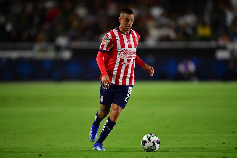 © Reuters. FILE PHOTO: August 4, 2024; Carson, California, USA; Chivas midfielder Roberto Alvarado (25) controls the ball against LA Galaxy during the first half at Dignity Health Sports Park. Mandatory Credit: Gary A. Vasquez-USA TODAY Sports/File Photo