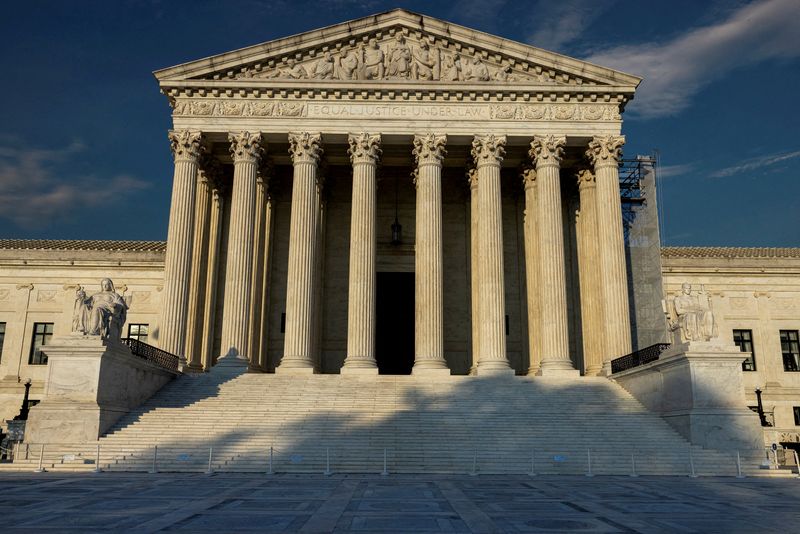 &copy; Reuters. FILE PHOTO: A view of the U.S. Supreme Court in Washington, U.S. June 29, 2024. REUTERS/Kevin Mohatt/File Photo