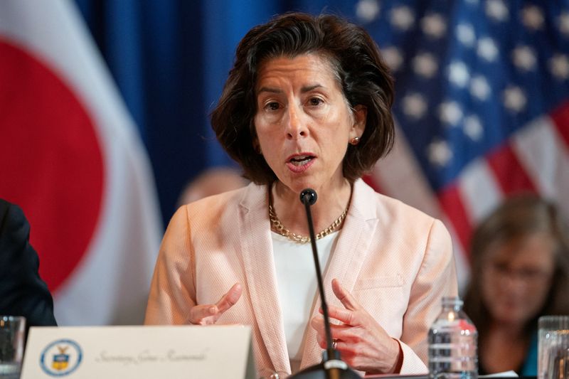 &copy; Reuters. FILE PHOTO: U.S. Commerce Secretary Gina Raimondo speaks during a meeting with Japan’s Economy, Trade and Industry Minister Ken Saito and South Korea’s Minister of Trade, Industry and Energy Ahn Duk-geun as part of the inaugural Trilateral Commerce an