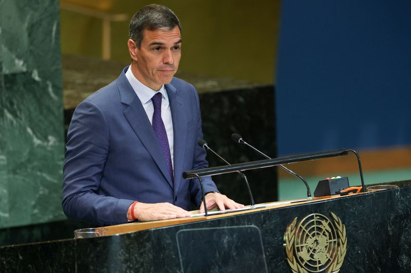 &copy; Reuters. FILE PHOTO: Pedro Sanchez Perez-Castejon, Prime Minister of Spain in the General Assembly Hall of the United Nations Headquarters in New York City, U.S., September 23, 2024. REUTERS/Caitlin Ochs/ File Photo