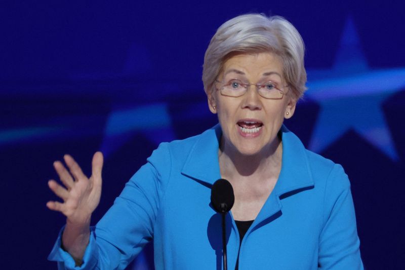 © Reuters. FILE PHOTO: U.S. Sen. Elizabeth Warren (D-MA) speaks on Day 4 of the Democratic National Convention (DNC) at the United Center, in Chicago, Illinois, U.S., August 22, 2024. REUTERS/Mike Segar/File Photo