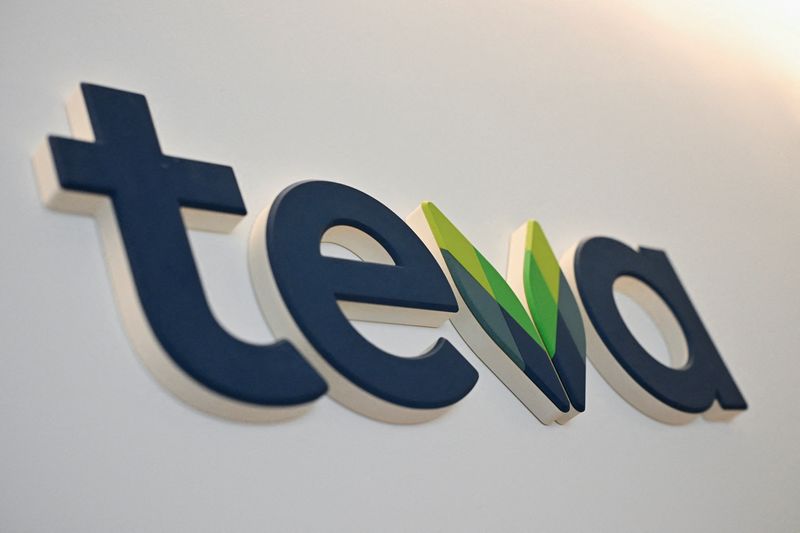 © Reuters. FILE PHOTO: The Teva Pharmaceutical Industries logo is displayed at the company's headquarters in Tel Aviv, Israel, February 20, 2024. REUTERS/Dylan Martinez/File Photo