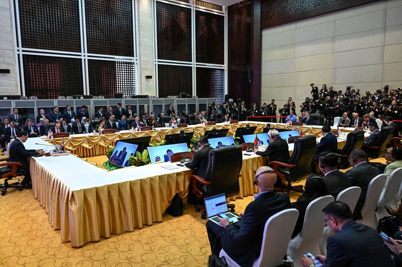 &copy; Reuters. FILE PHOTO: U.S. Secretary of State Antony Blinken attends the 12th ASEAN-US Summit during the 44th and 45th Association of Southeast Asian Nations (ASEAN) Summits in Vientiane, Laos on October 11, 2024.     TANG CHHIN SOTHY/Pool via REUTERS/File Photo