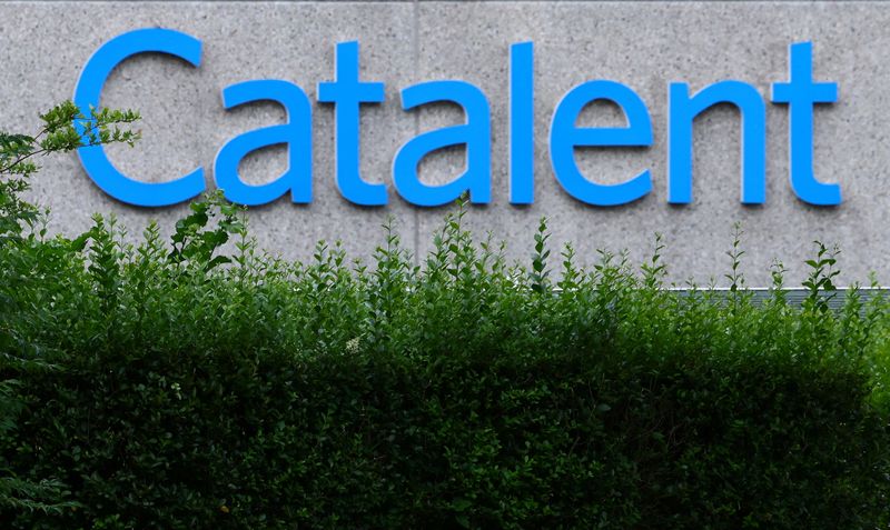 &copy; Reuters. FILE PHOTO: A general view of the drug product manufacturing laboratory in biologics and sterile injectables, Catalent, in Brussels, Belgium June 27, 2023. REUTERS/Yves Herman/File Photo