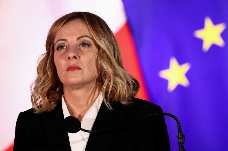 &copy; Reuters. FILE PHOTO: Italian Prime Minister Giorgia Meloni looks on as she and Ukrainian President Volodymyr Zelenskiy (not pictured) deliver a joint statement to the media, at Villa Doria Pamphili in Rome, Italy, October 10, 2024. REUTERS/Guglielmo Mangiapane/Fil