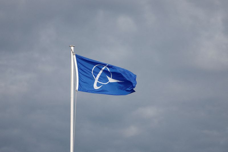 &copy; Reuters. FILE PHOTO: The Boeing logo is pictured on a flag at the 54th International Paris Air Show at Le Bourget Airport near Paris, France, June 20, 2023. REUTERS/Benoit Tessier/File Photo